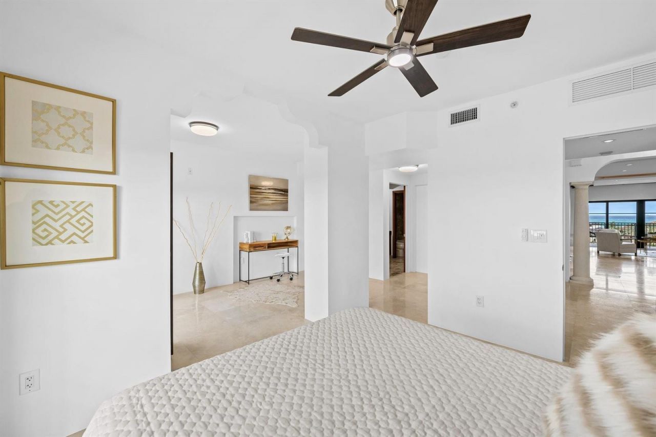 2401 N Ocean Boulevard , Unit 702, Fort Lauderdale, FL 33305 Photo