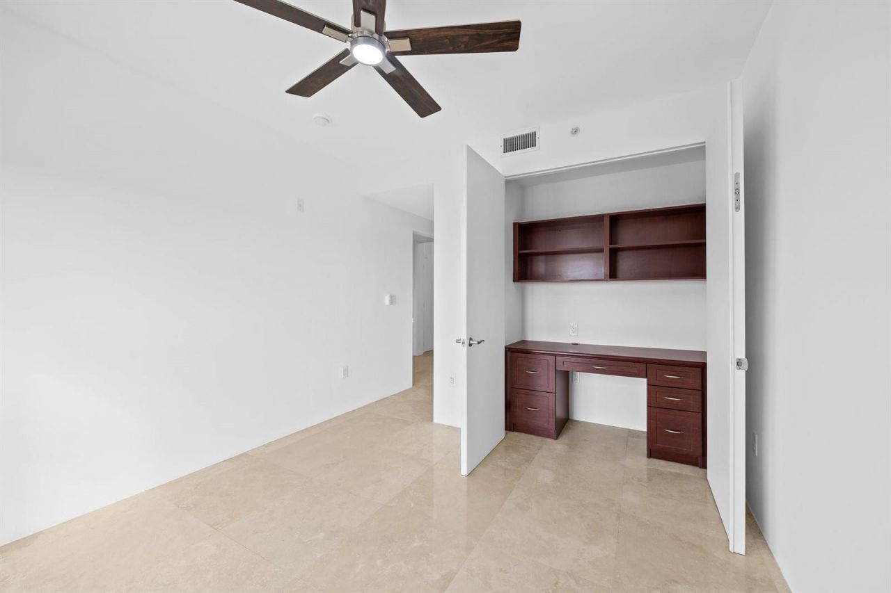 2401 N Ocean Boulevard , Unit 702, Fort Lauderdale, FL 33305 Photo