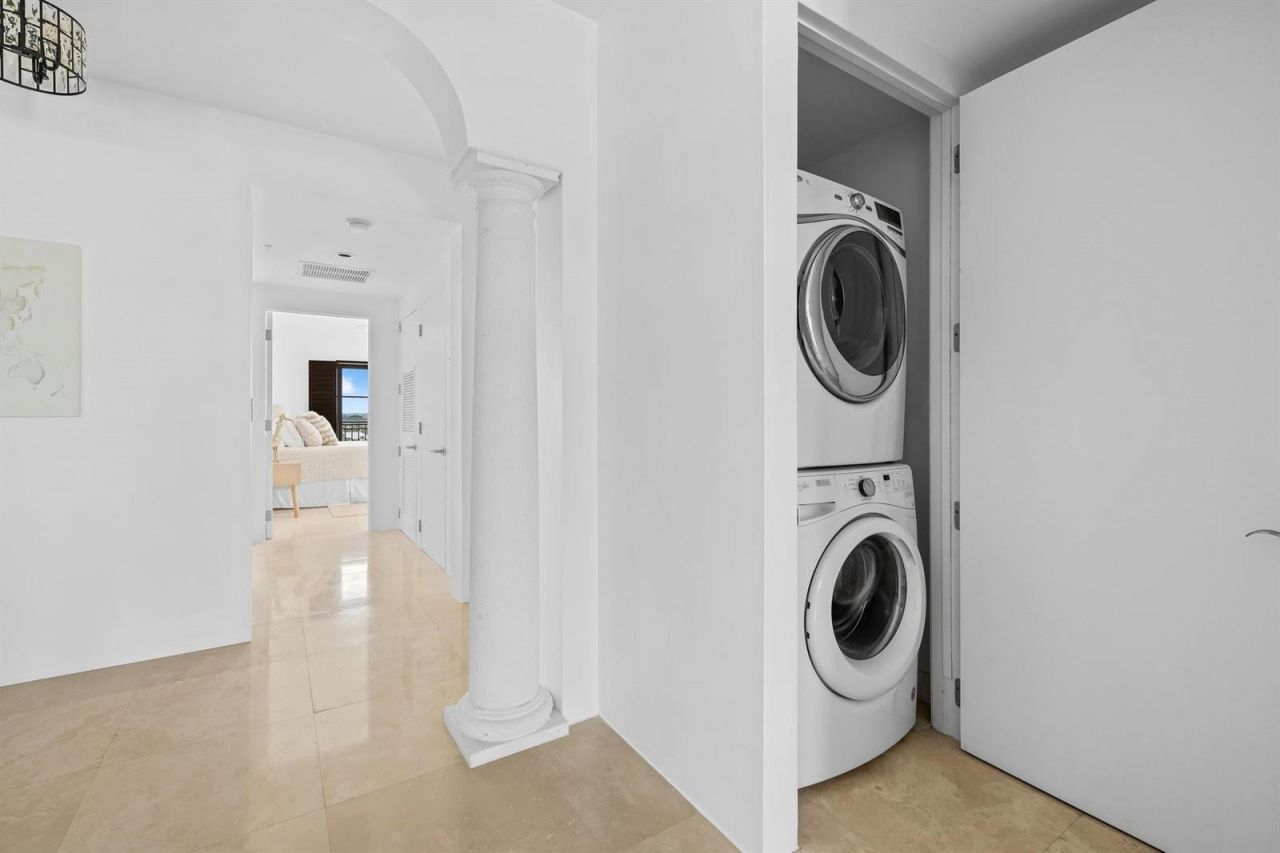 2401 N Ocean Boulevard , Unit 702, Fort Lauderdale, FL 33305 Photo