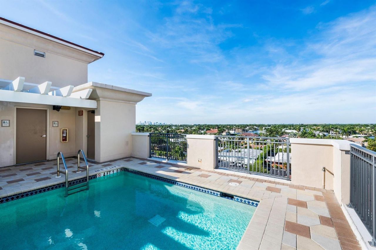 2401 N Ocean Boulevard , Unit 702, Fort Lauderdale, FL 33305 Photo