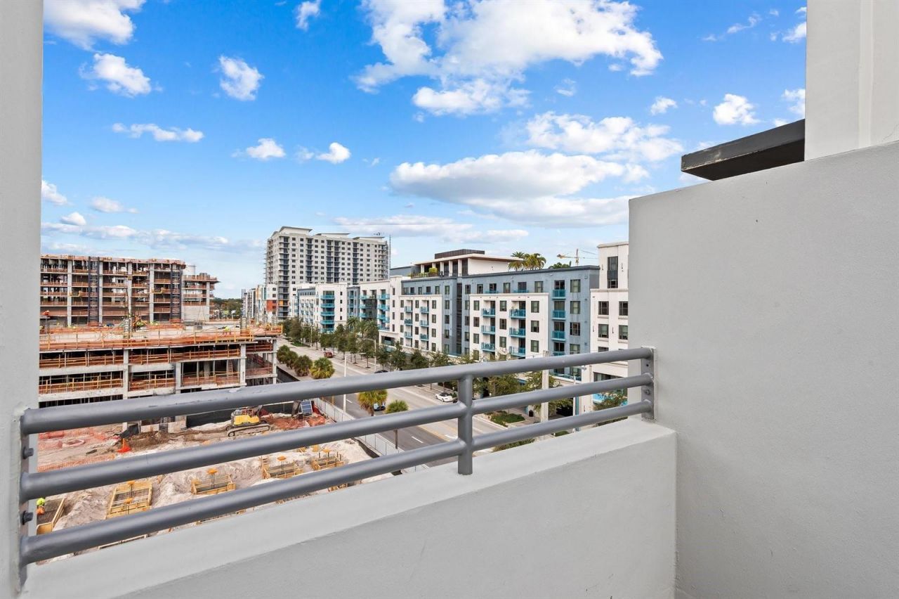 445 N Andrews Avenue , Unit 404, Fort Lauderdale, FL 33301 Photo