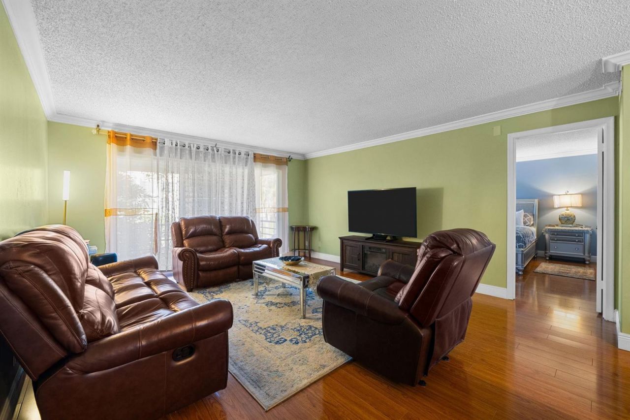 3511 Inverrary Drive , Unit 208, Lauderhill, FL 33319 Photo