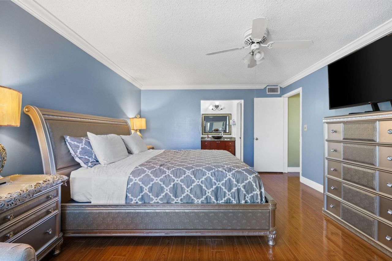 3511 Inverrary Drive , Unit 208, Lauderhill, FL 33319 Photo