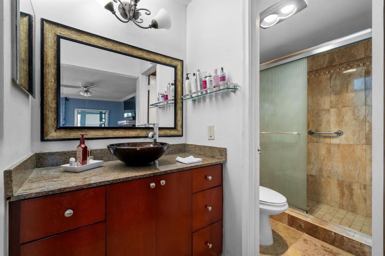 3511 Inverrary Drive , Unit 208, Lauderhill, FL 33319 Photo