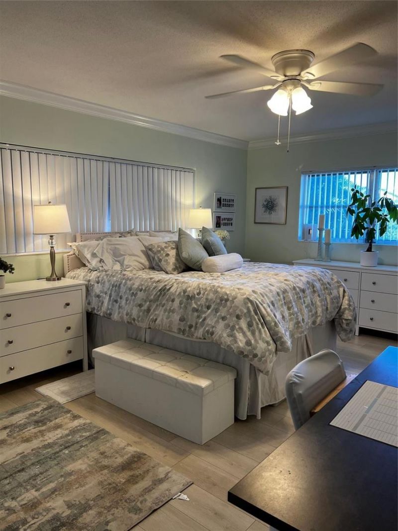 2734 NE 27th Court , Unit 22, Lighthouse Point, FL 33064 Photo
