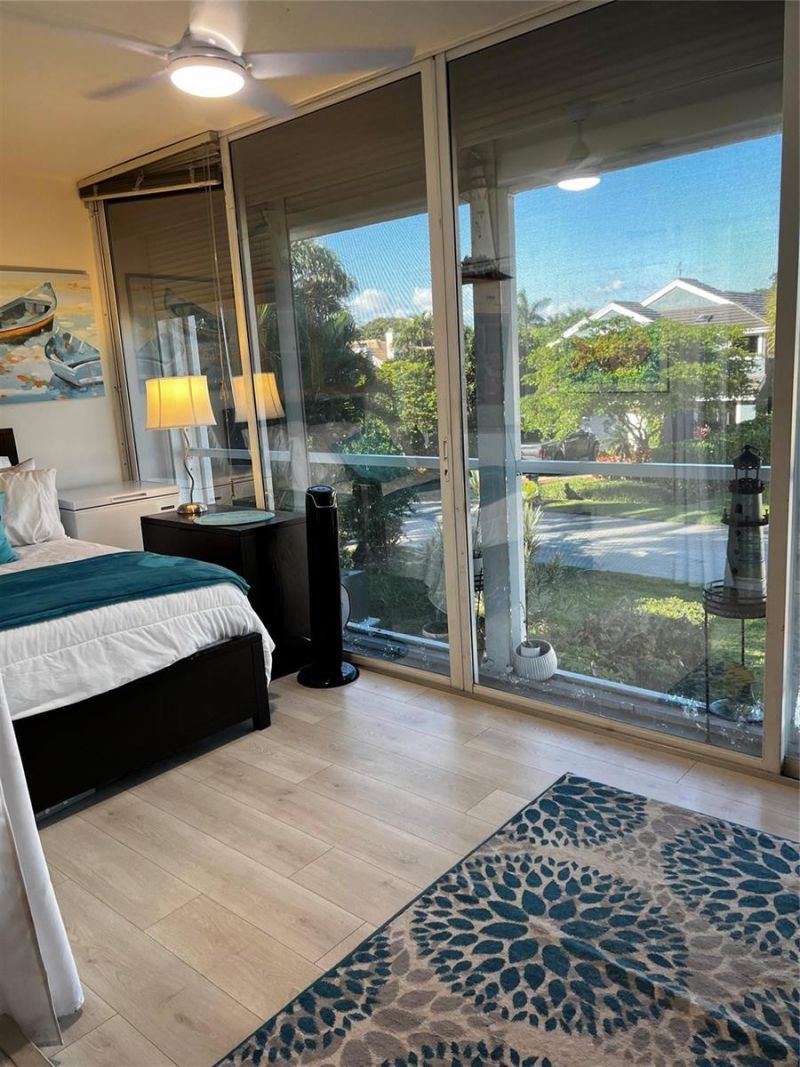 2734 NE 27th Court , Unit 22, Lighthouse Point, FL 33064 Photo