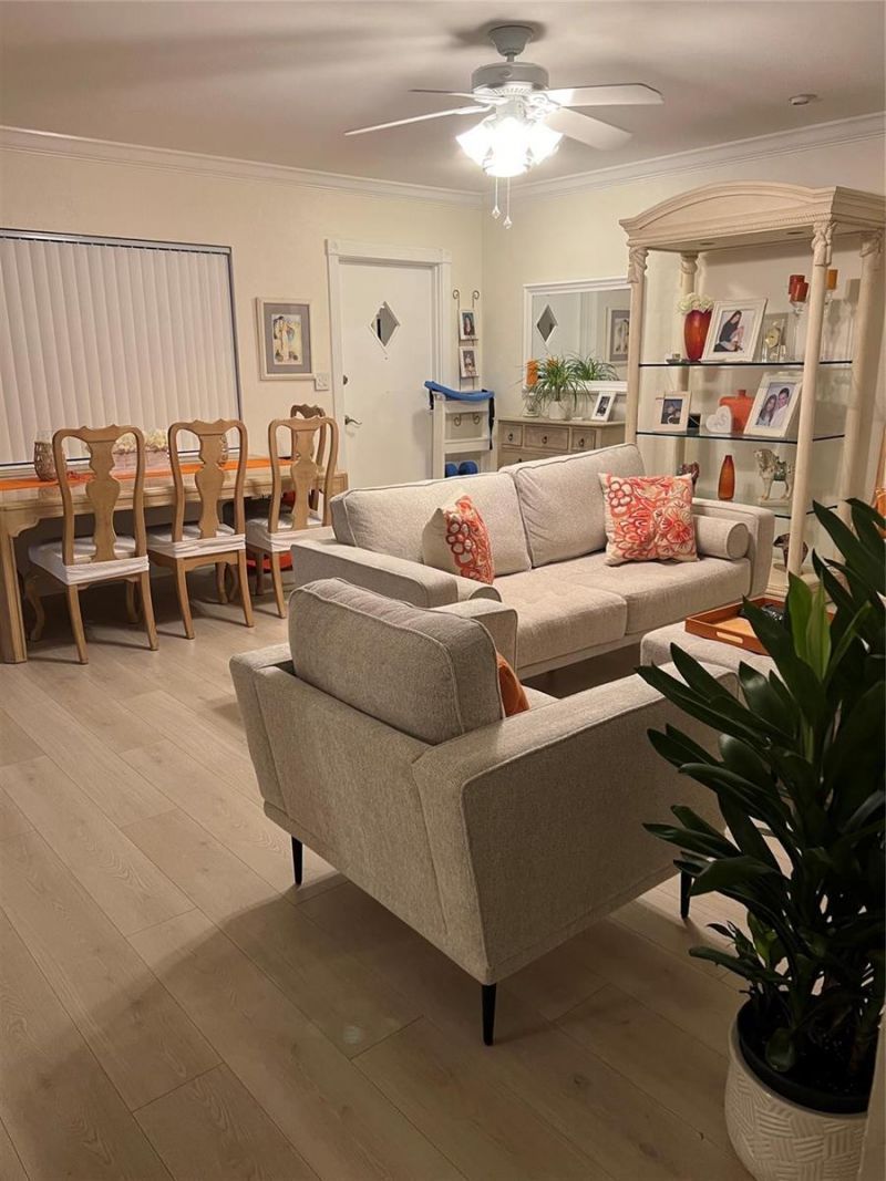 2734 NE 27th Court , Unit 22, Lighthouse Point, FL 33064 Photo