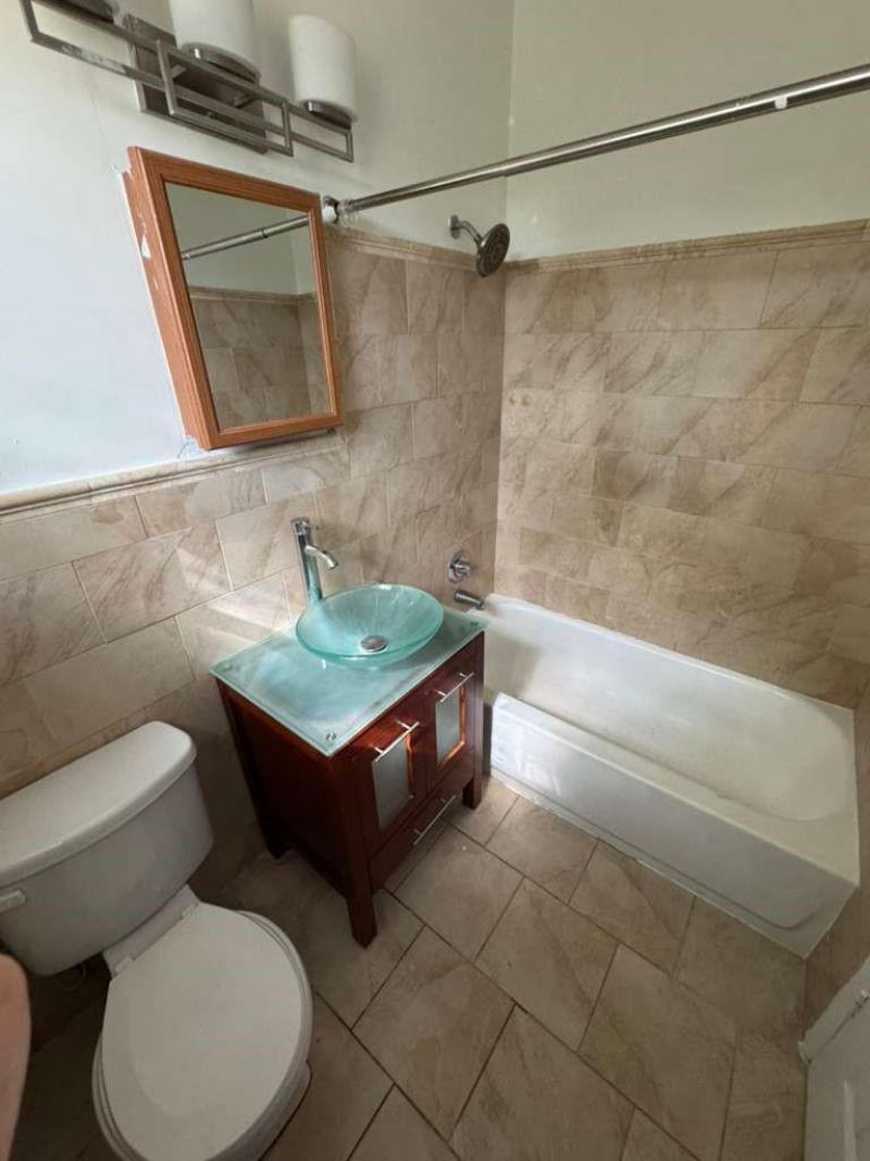 1042 Foster Road , Hallandale Beach, FL 33009 Photo