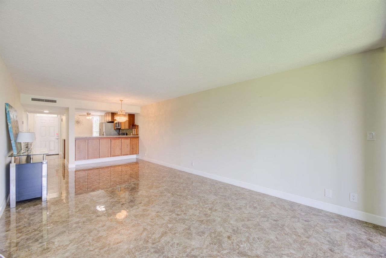 5926 Coral Lake Drive , Unit 302, Margate, FL 33063 Photo