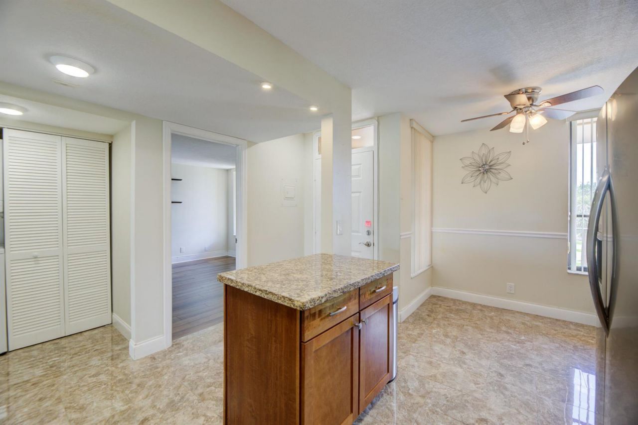 5926 Coral Lake Drive , Unit 302, Margate, FL 33063 Photo