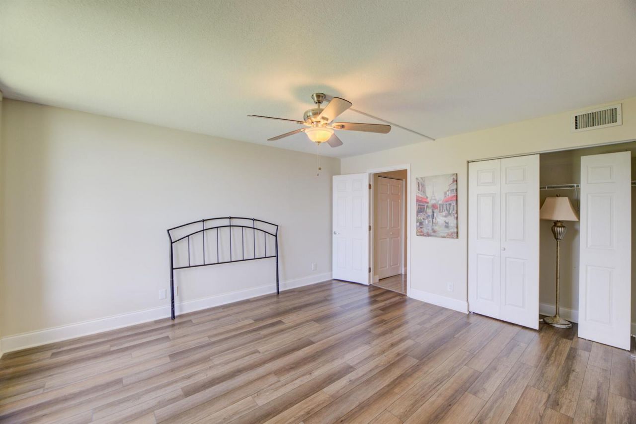 5926 Coral Lake Drive , Unit 302, Margate, FL 33063 Photo