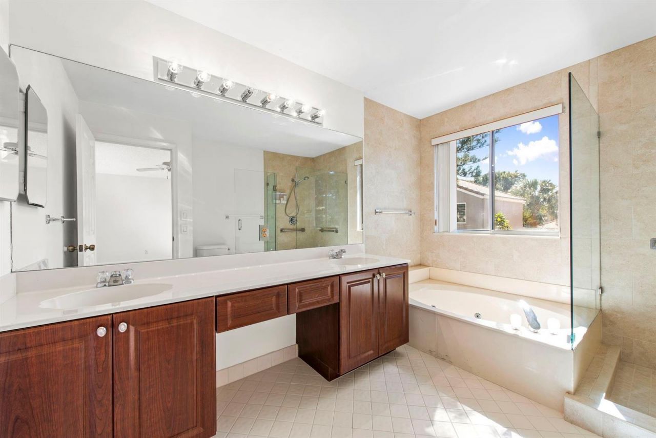 10320 NW 10th Court , Plantation, FL 33322 Photo