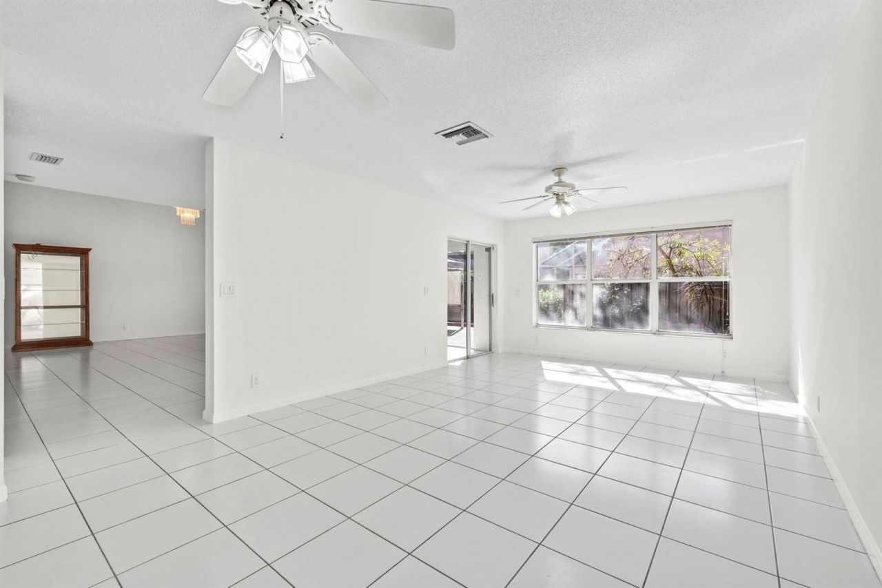 10320 NW 10th Court , Plantation, FL 33322 Photo