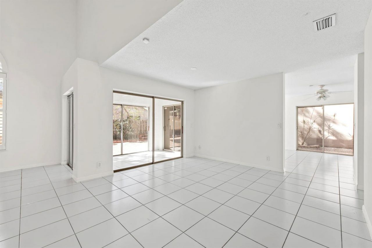 10320 NW 10th Court , Plantation, FL 33322 Photo