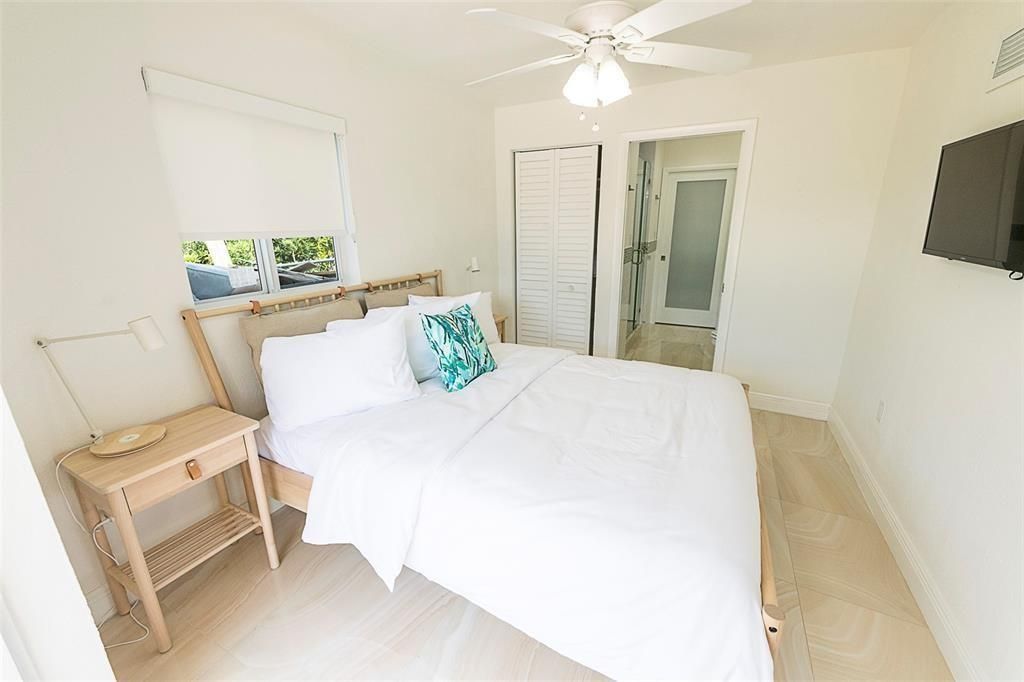 1162 Hayes Street , Hollywood, FL 33019 Photo