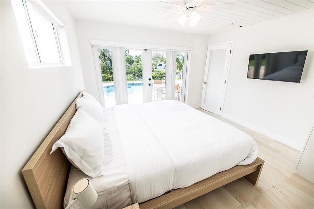 1162 Hayes Street , Hollywood, FL 33019 Photo