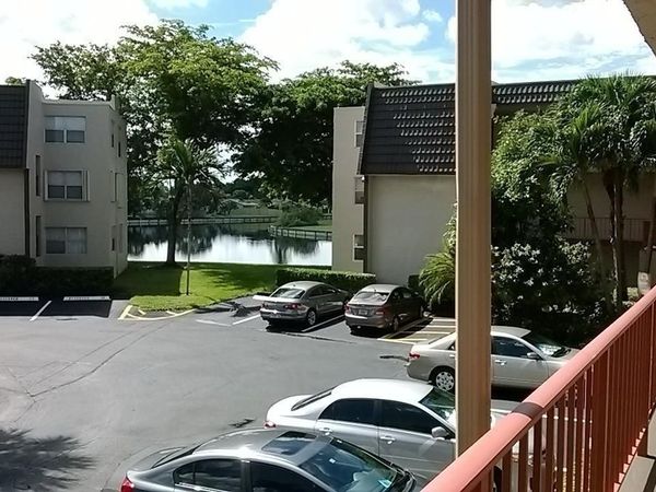 9360 Lime Bay Boulevard , Unit 207, Tamarac, FL 33321