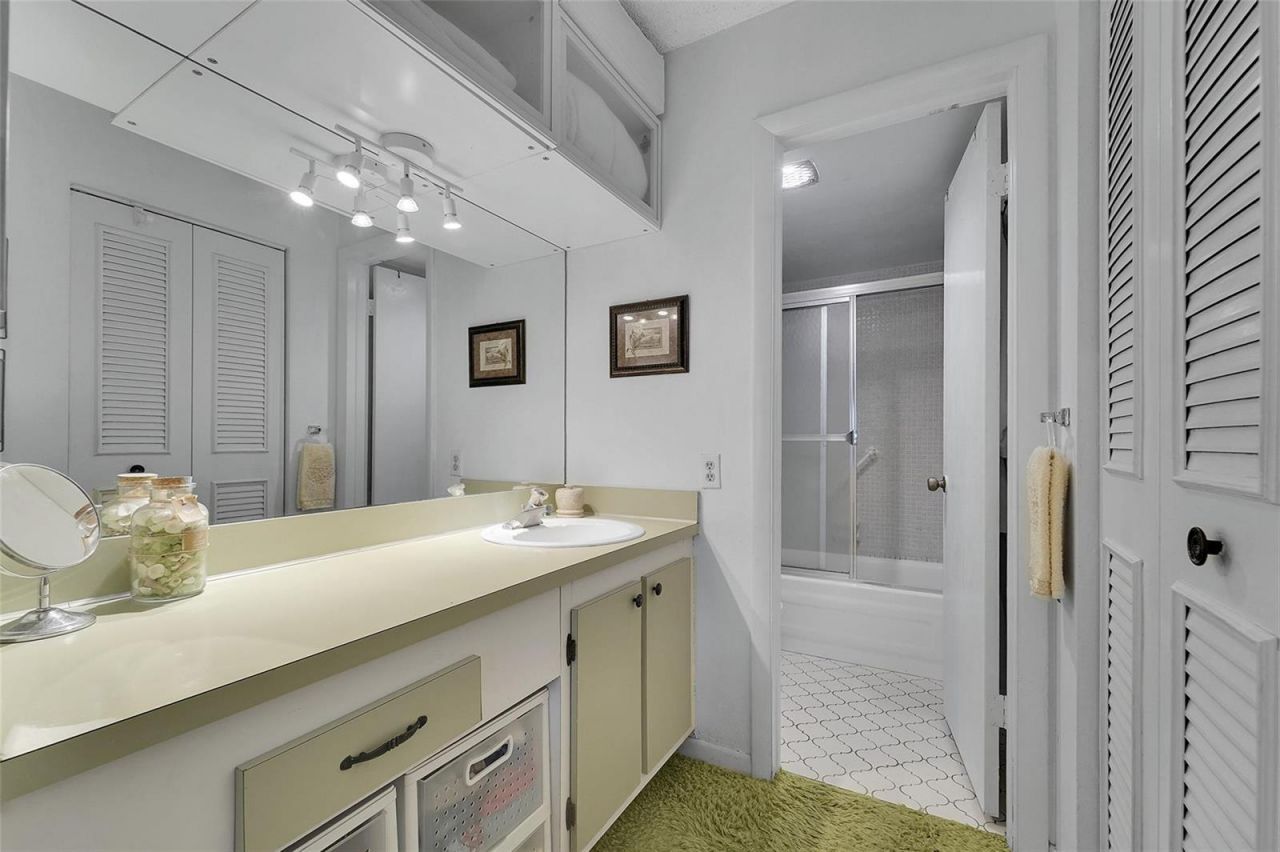9360 Lime Bay Boulevard , Unit 207, Tamarac, FL 33321 Photo