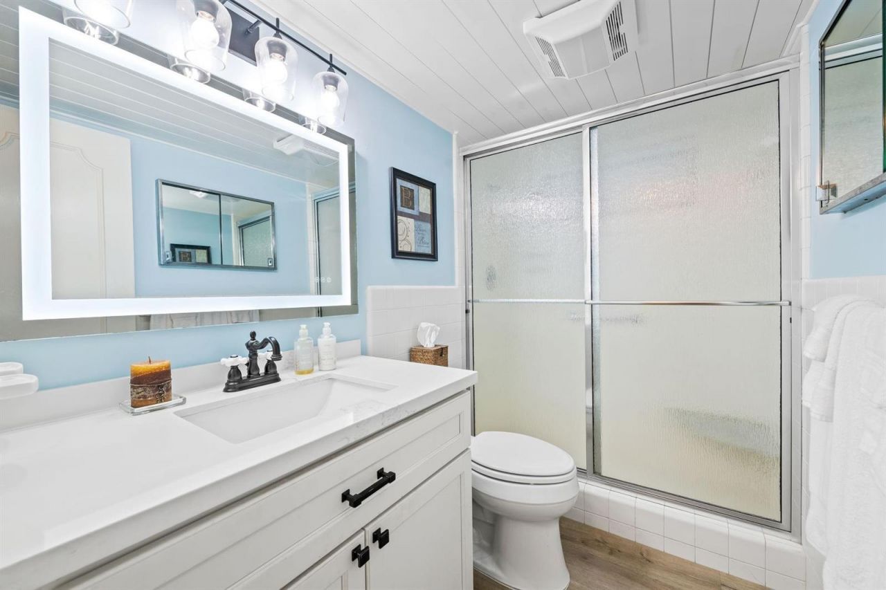 2400 NE 36th Street , Unit 3, Lighthouse Point, FL 33064 Photo