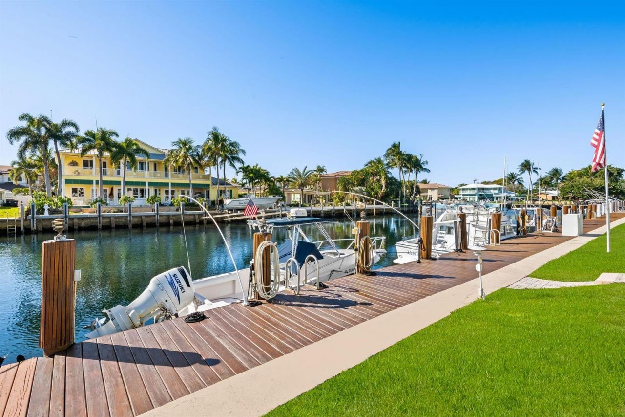 2400 NE 36th Street , Unit 3, Lighthouse Point, FL 33064 Photo