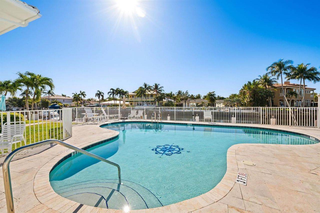 2400 NE 36th Street , Unit 3, Lighthouse Point, FL 33064 Photo