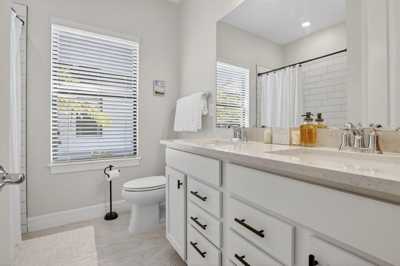 770 NW 82nd Terrace , Plantation, FL 33324 Photo