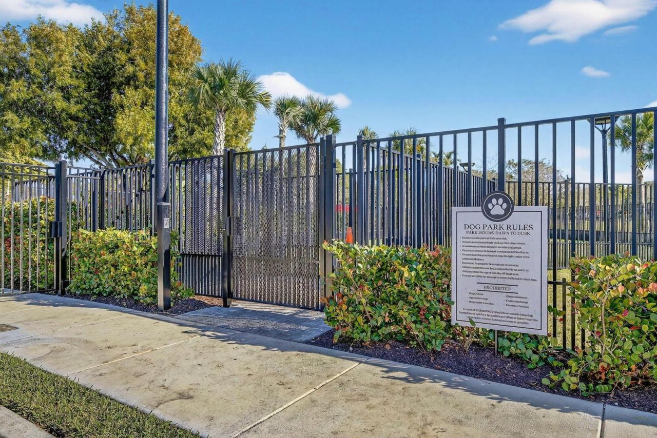 770 NW 82nd Terrace , Plantation, FL 33324 Photo