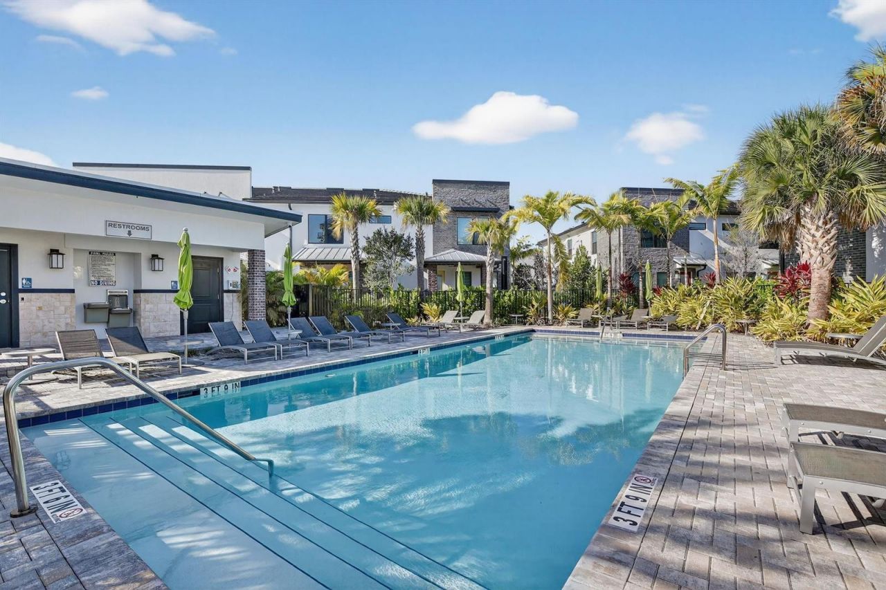 770 NW 82nd Terrace , Plantation, FL 33324 Photo