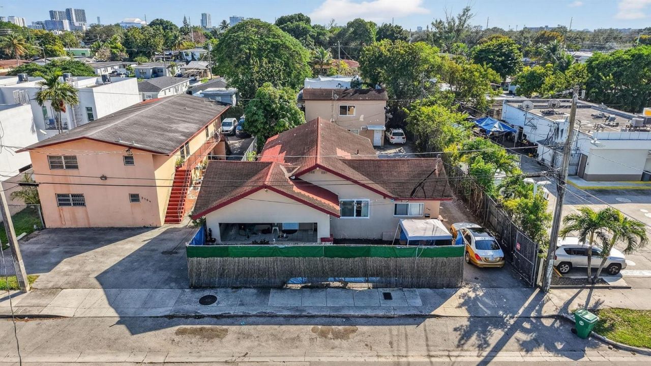 2168 NW 28 Street , Miami, FL 33142 Photo
