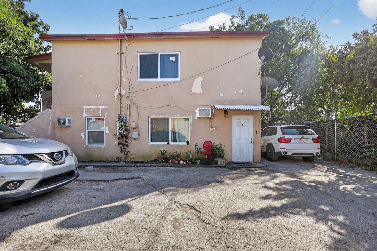 2168 NW 28 Street , Miami, FL 33142 Photo