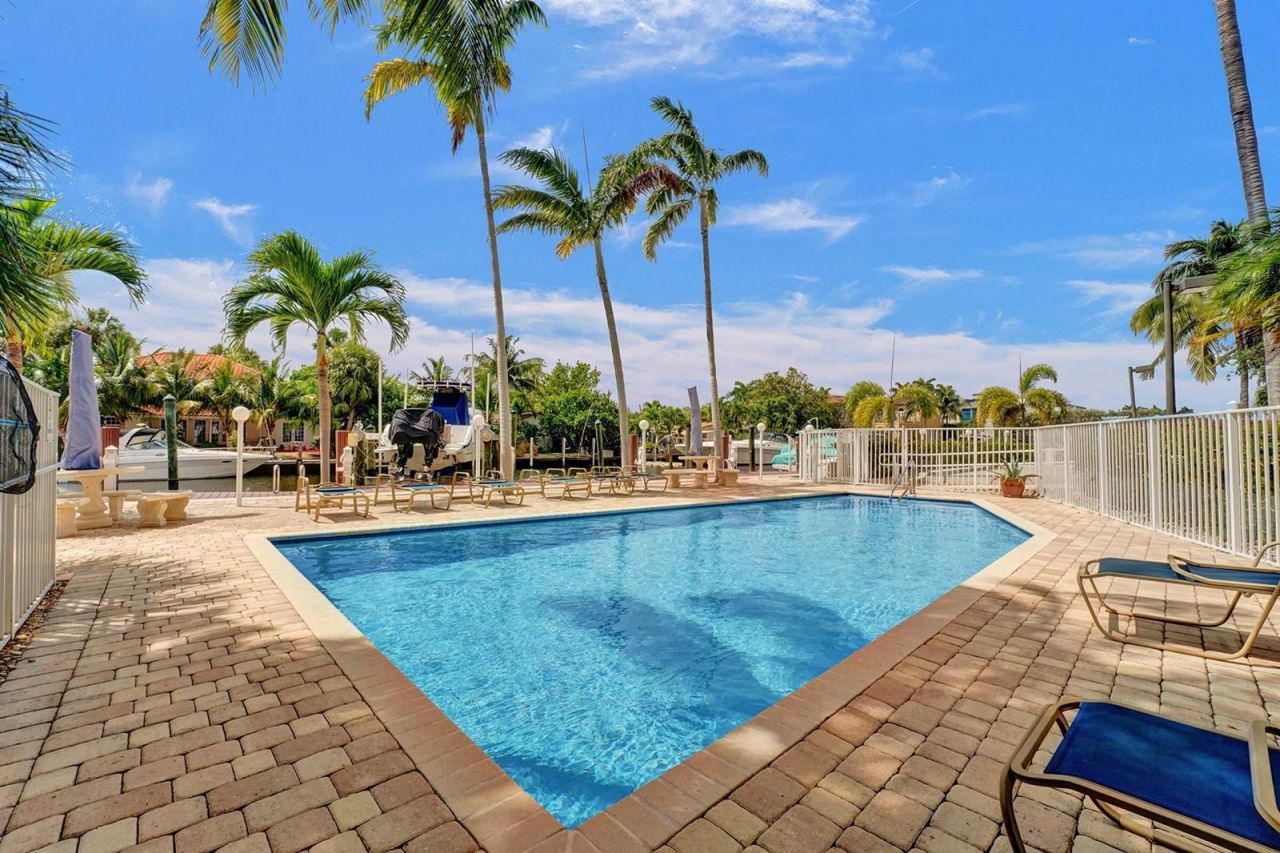 1395 S Ocean Boulevard , Unit 402, Pompano Beach, FL 33062 Photo