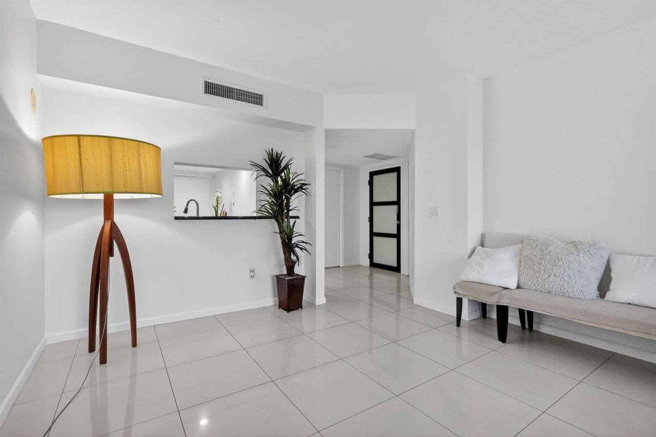 9595 Collins Avenue , Unit N-8f, Surfside, FL 33154 Photo