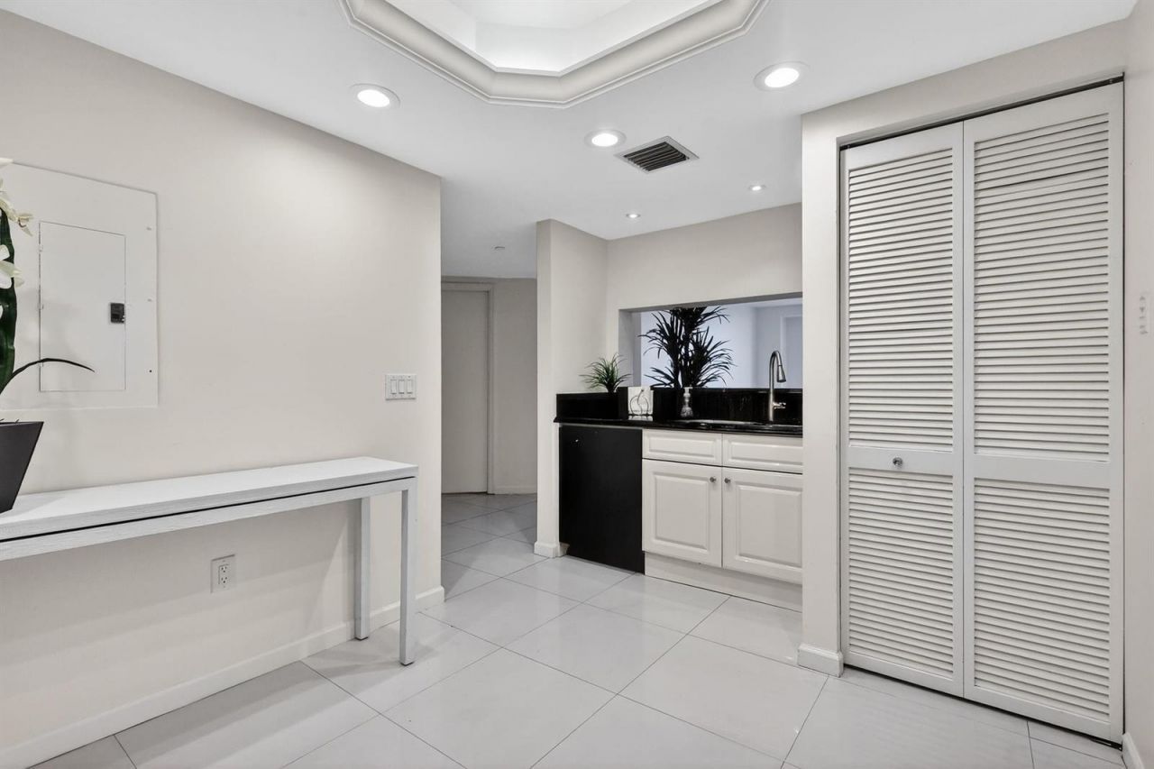 9595 Collins Avenue , Unit N-8f, Surfside, FL 33154 Photo