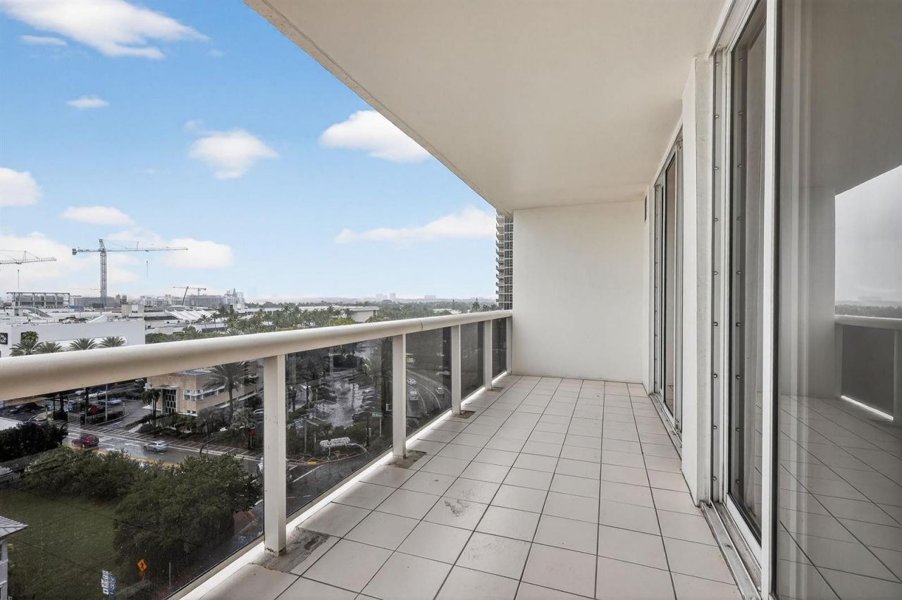 9595 Collins Avenue , Unit N-8f, Surfside, FL 33154 Photo