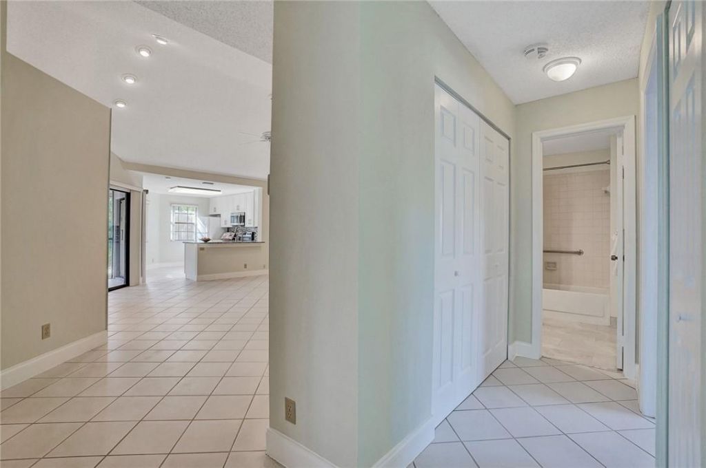 6698 Montego Bay Boulevard , Unit D, Boca Raton, FL 33433 Photo