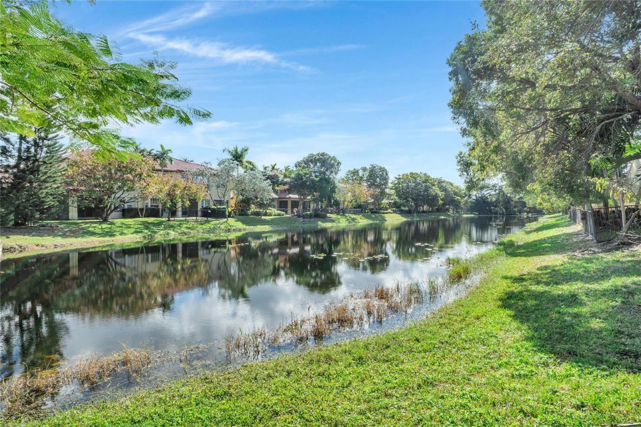 5873 NW 120th Terrace , Coral Springs, FL 33076 Photo
