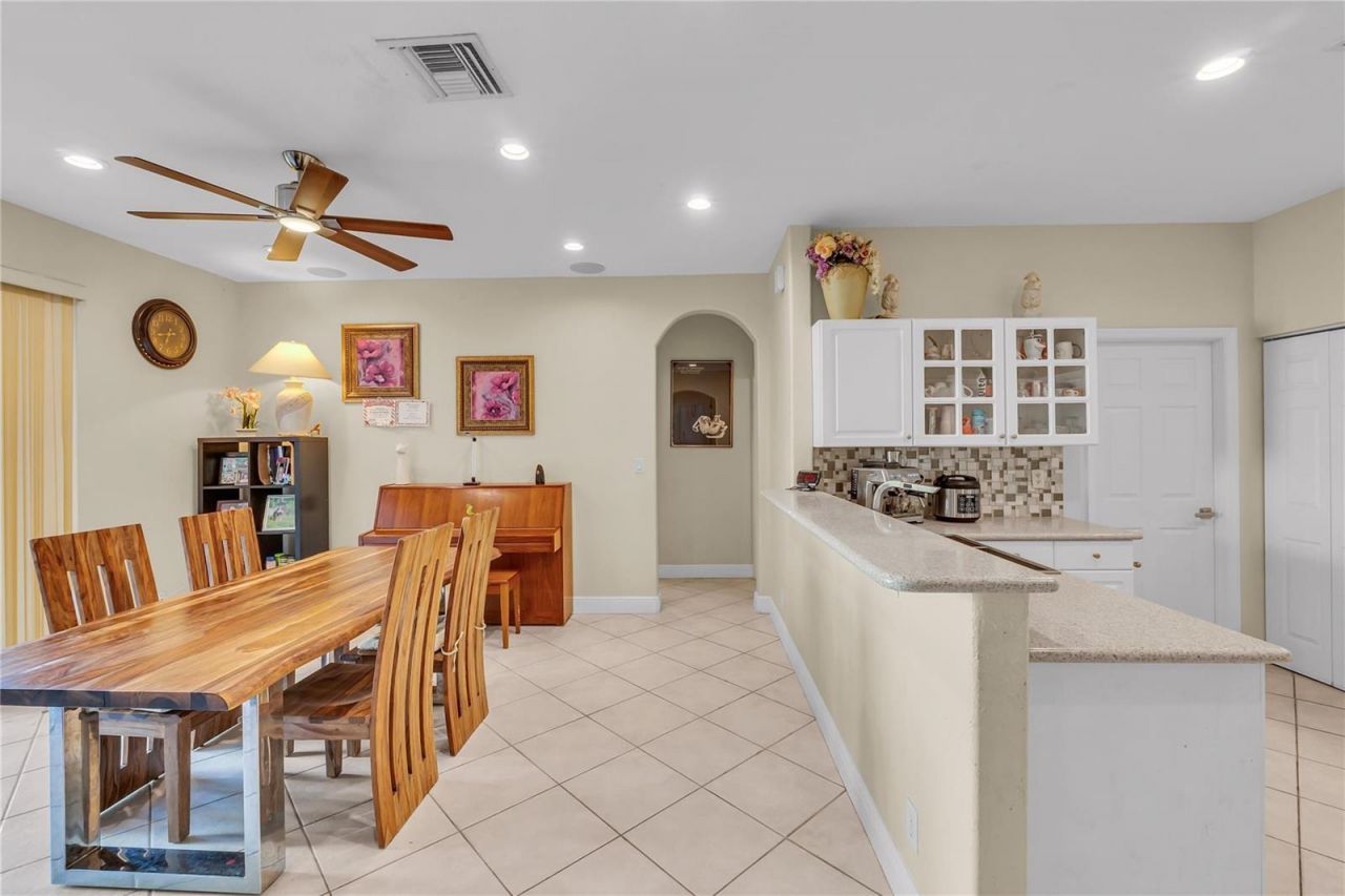 5873 NW 120th Terrace , Coral Springs, FL 33076 Photo