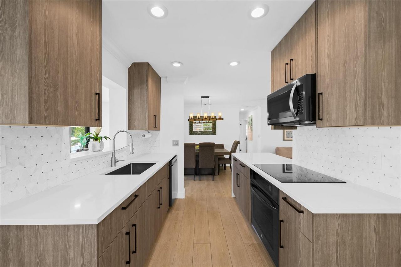 530 SW 11th Avenue , Fort Lauderdale, FL 33312 Photo