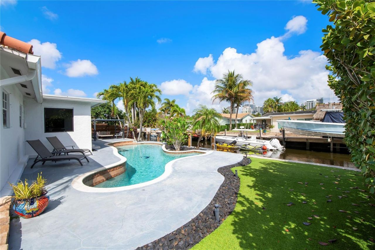 530 SW 11th Avenue , Fort Lauderdale, FL 33312 Photo
