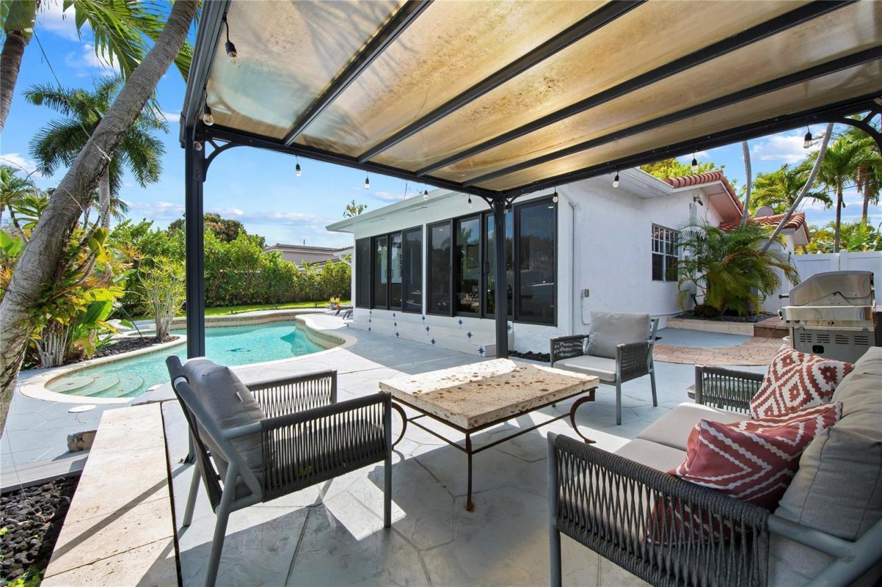 530 SW 11th Avenue , Fort Lauderdale, FL 33312 Photo