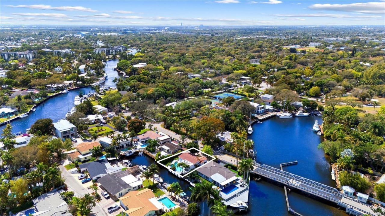 530 SW 11th Avenue , Fort Lauderdale, FL 33312 Photo
