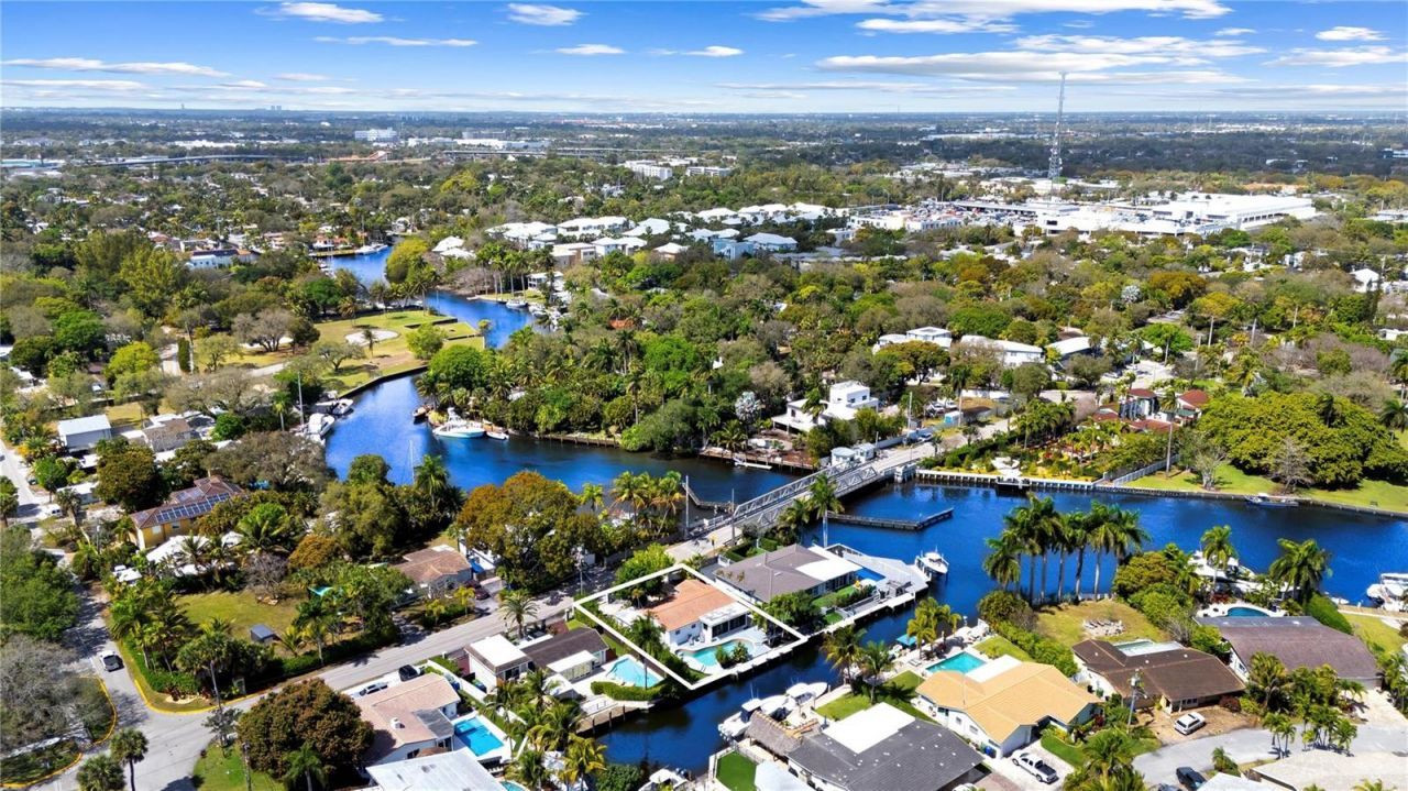 530 SW 11th Avenue , Fort Lauderdale, FL 33312 Photo