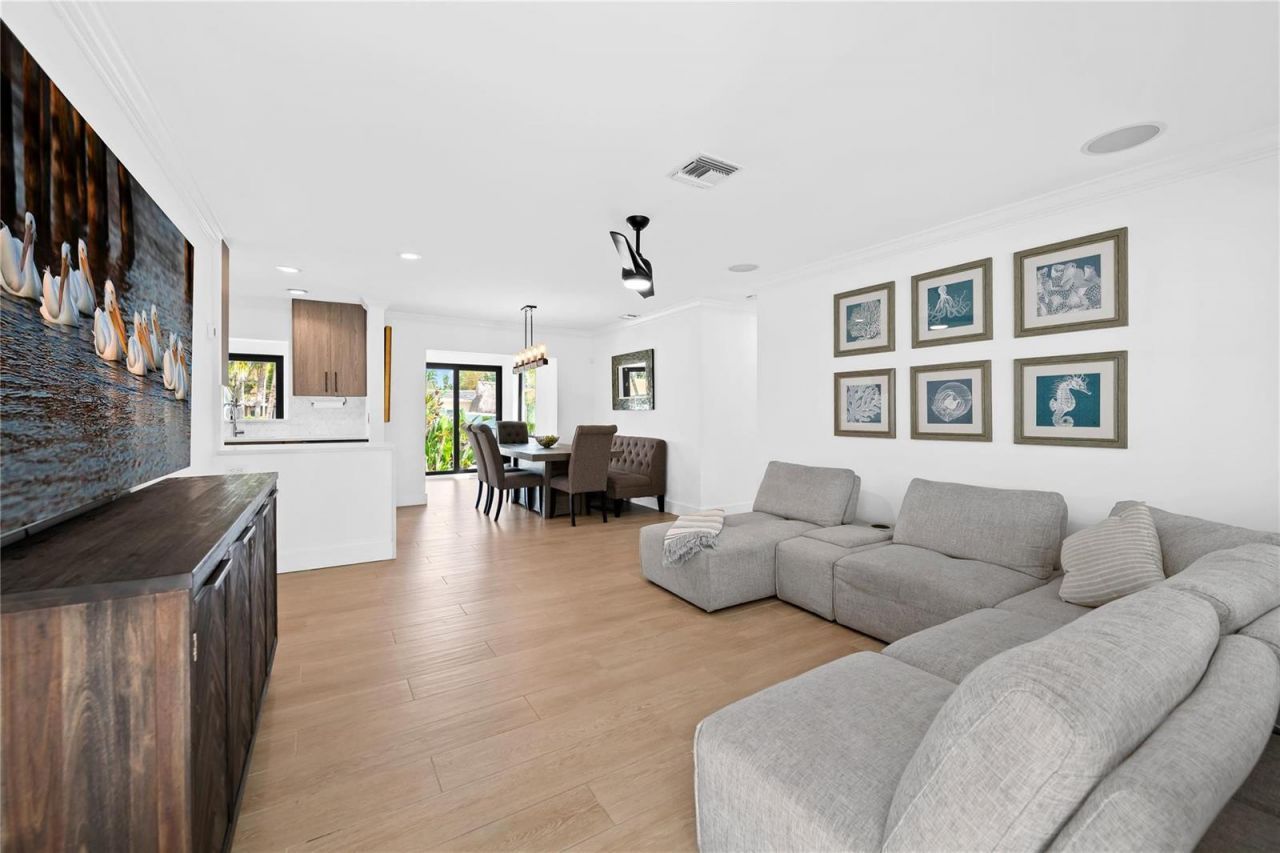530 SW 11th Avenue , Fort Lauderdale, FL 33312 Photo