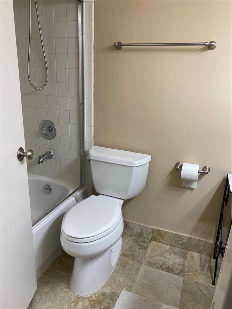 7515 NW 79th Avenue , Unit 311, Tamarac, FL 33321 Photo