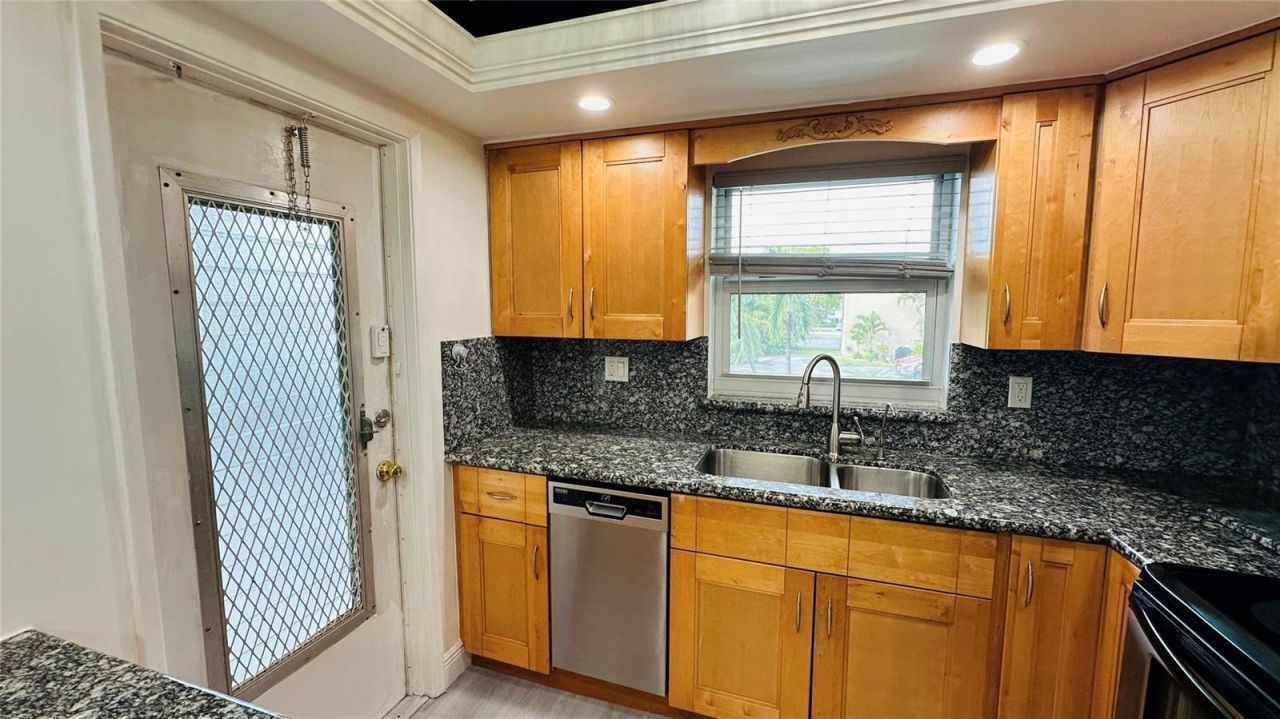 651 Pine Drive , Pompano Beach, FL 33060 Photo