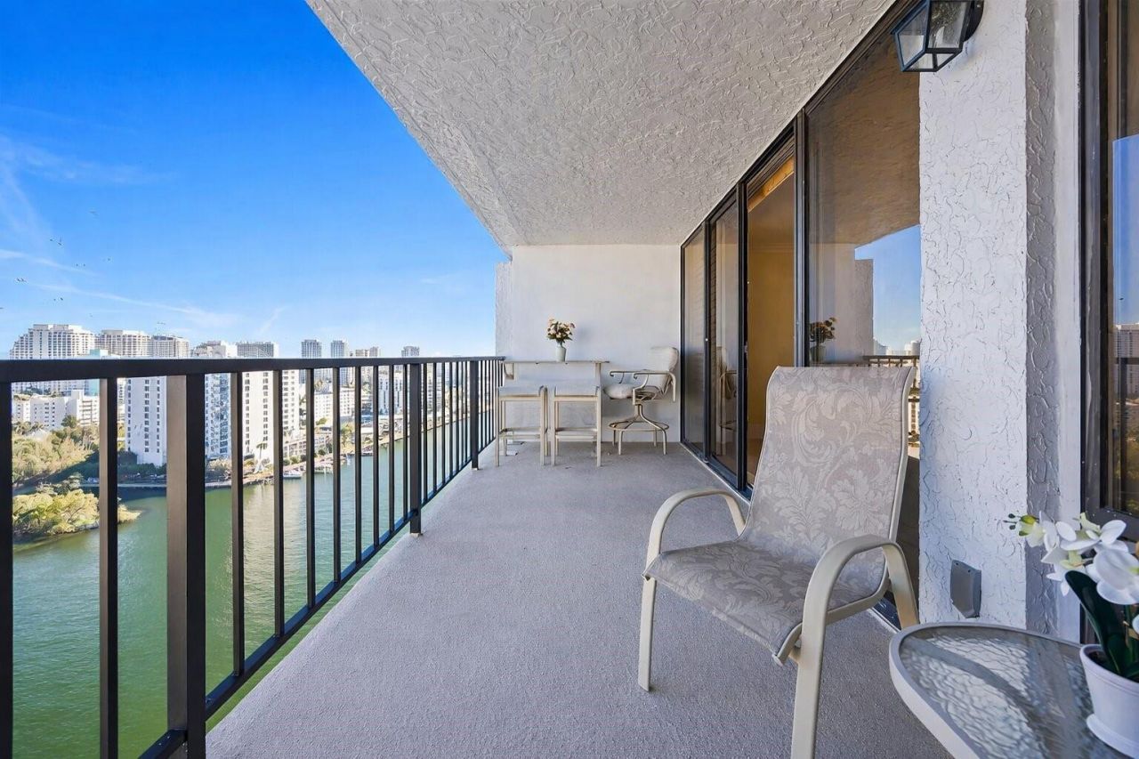 936 Intracoastal Drive , Unit 19F, Fort Lauderdale, FL 33304 Photo