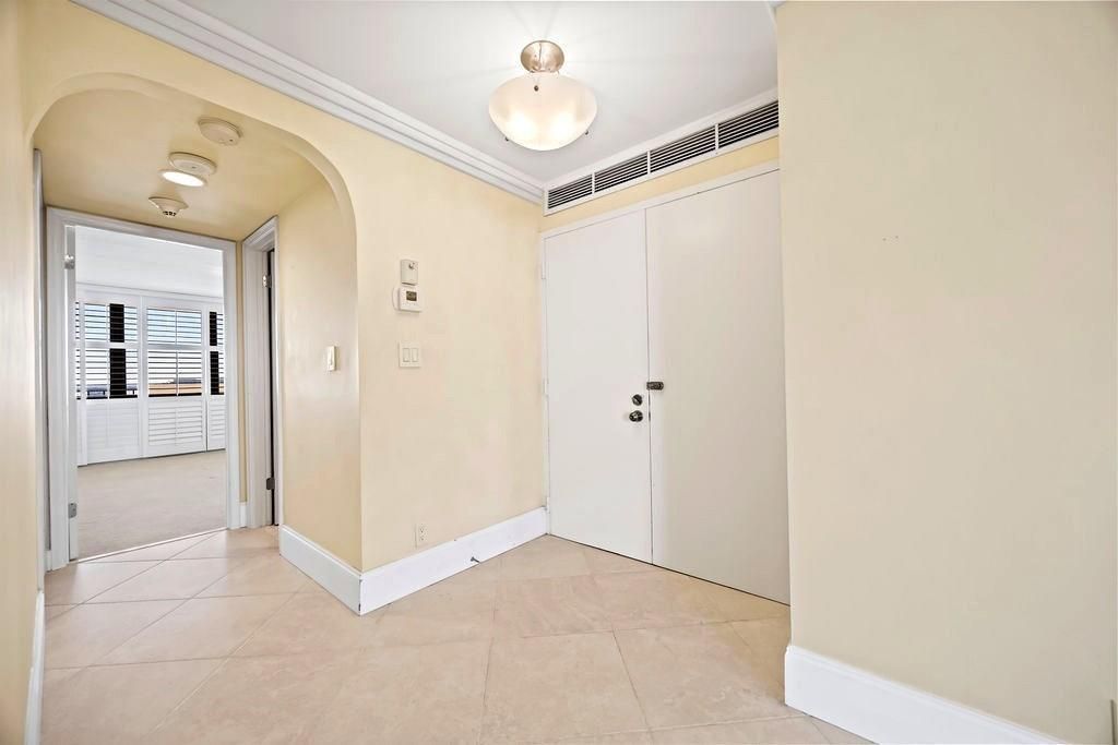 936 Intracoastal Drive , Unit 19F, Fort Lauderdale, FL 33304 Photo