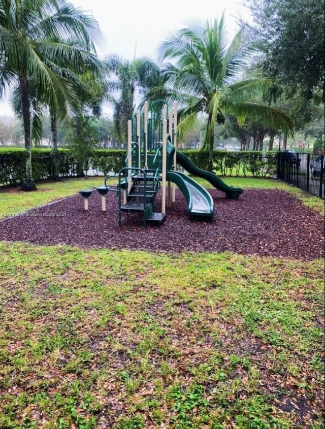 2643 SW 99th Way , Unit 2643, Miramar, FL 33025 Photo