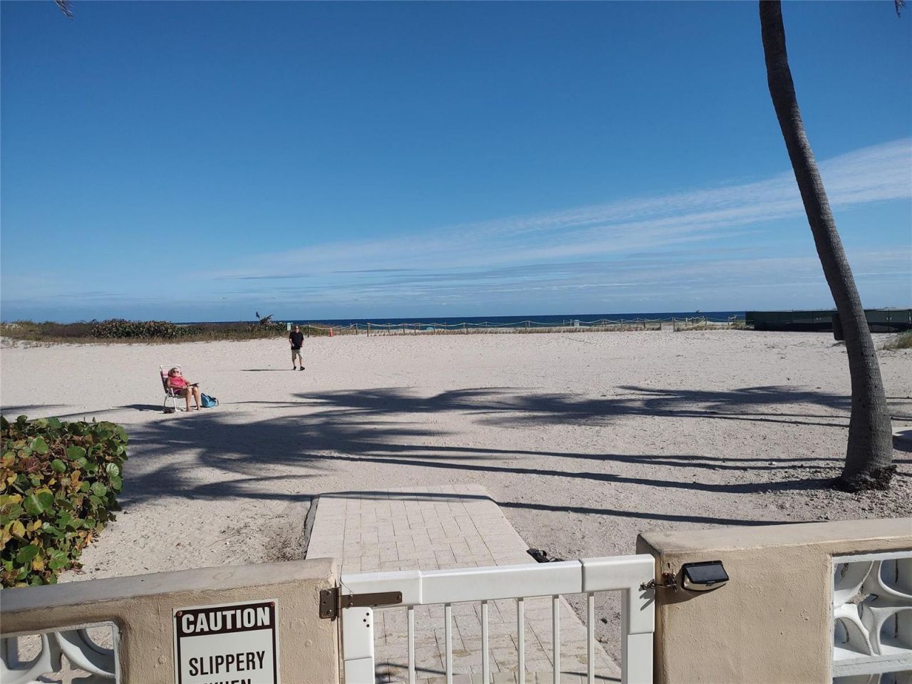 1012 N Ocean Boulevard , Unit 602, Pompano Beach, FL 33062 Photo
