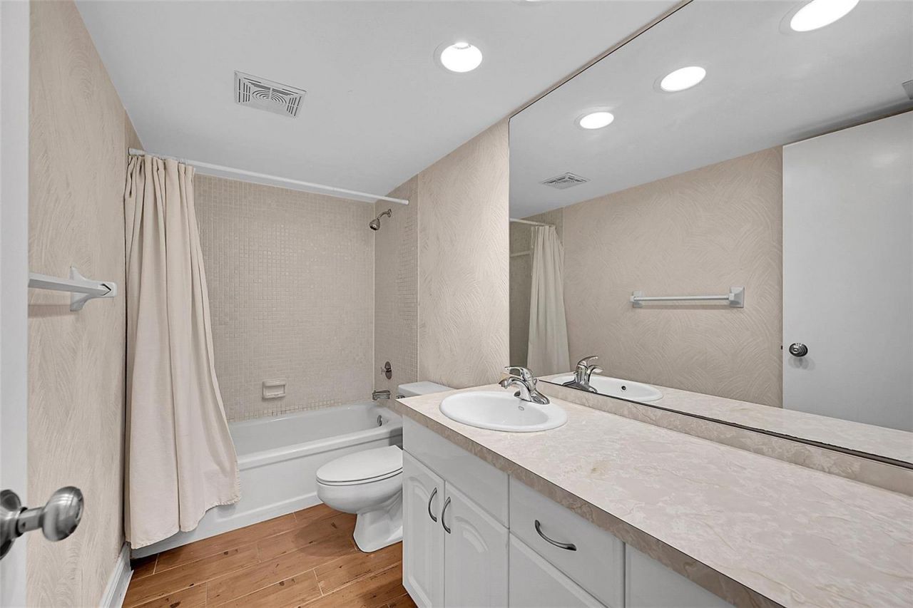 428 NW 70th Avenue , Unit 140, Plantation, FL 33317 Photo